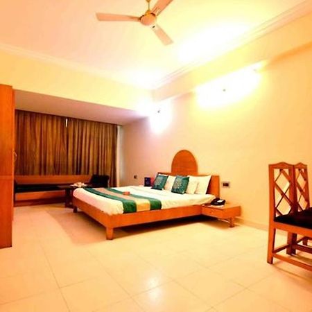 Hotel Grand Tower Ujjain Exterior photo