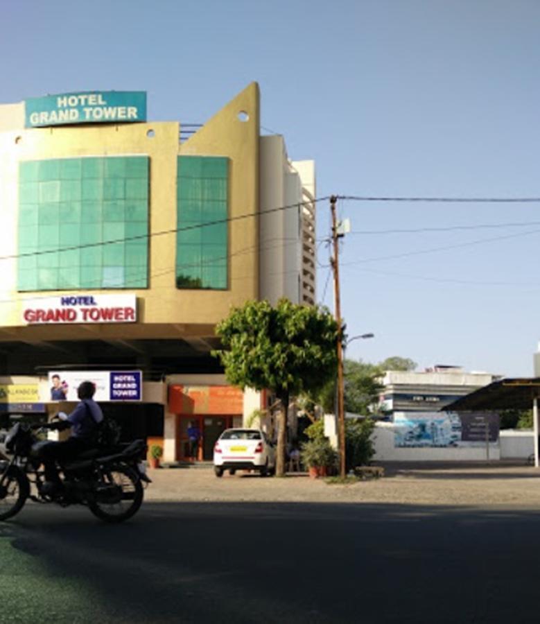 Hotel Grand Tower Ujjain Exterior photo